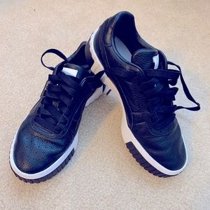 Puma leather sneakers